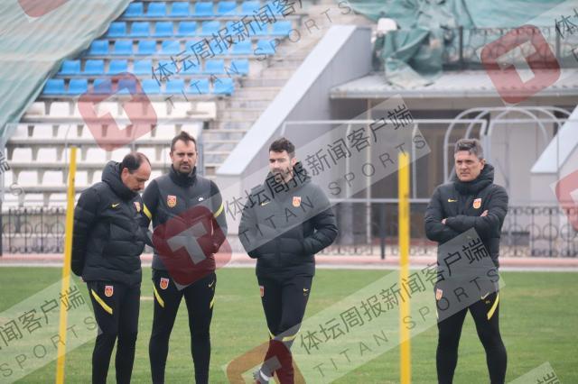 开云体育官方网站-安东尼奥祭出克韩大法：像狼一样咬住韩国队边翼